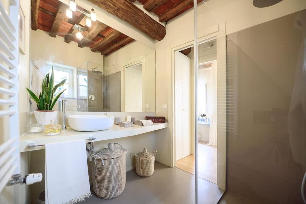 Corte Paolina - Charming Courtyard Inside Lucca Bagian luar foto